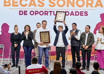 Alfonso Durazo reconoce y fortalece a atletas sonorenses con 540 becas