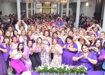 Las mujeres son el pilar y el motor de la transformación: Lorenia Valles