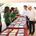 Refuerza Gobernador Durazo acceso a la educación y lectura con becas y librería del FCE en Cajeme