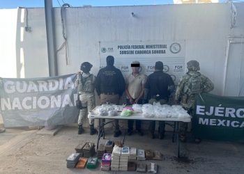 Guardia Nacional, AMIC y Ejército Mexicano aseguran más de 102 kilos de droga y armamento en Sonora