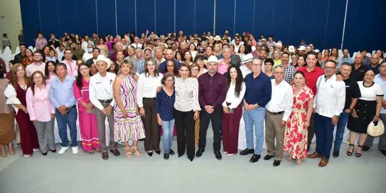 Inicia Lorenia Valles “Diálogos por el Segundo Piso de la Cuarta Transformación” en Puerto Peñasco