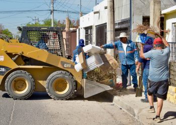 Retira Gobierno de Hermosillo mil 310 toneladas de cacharros para prevenir dengue y rickettsia
