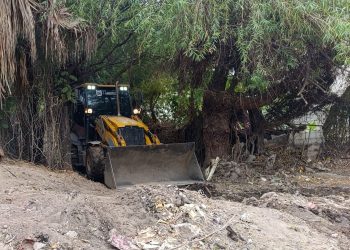 Avanza Gobierno Municipal con limpieza y desazolve de canales y arroyos en Hermosillo
