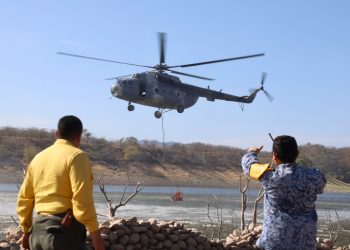 La CEPC trabajan intensamente para combatir el  incendio forestal en Tarachi
