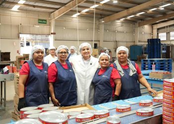 Gobierno de Sonora impulsa liderazgo pesquero con la industria sardinera