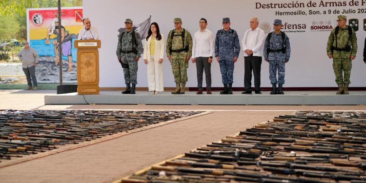 Refuerza Durazo acciones por la seguridad con destrucción de más de 900 armas aseguradas al crimen