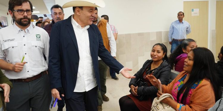 Cumplen Durazo y Sheinbaum compromiso pendiente desde 2014; iniciarán nuevo hospital en Ures