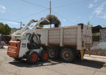 Lleva Ayuntamiento de Guaymas  jornada integral de limpieza y mejoramiento urbano a Ocotillo 1