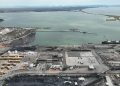 Puerto de Guaymas potencia su capacidad logística con llegada de grúas especializadas: Gobernador Durazo