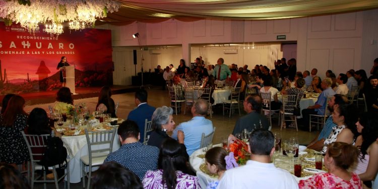 Gobierno de Sonora rinde homenaje a las y los grandes a través del Reconocimiento Sahuaro 2026