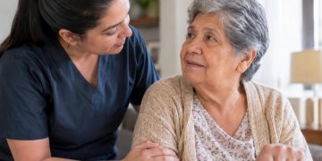 Promueve Secretaría de Salud cuidado y respeto hacia personas con Alzheimer