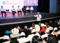Con beca Gertrudis Bocanegra, Gobernador Durazo y Presidenta Sheinbaum universalizan apoyos en educación superior