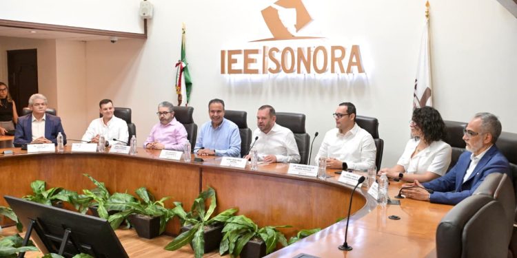 Firman convenio Toño Astiazarán e IEEyPC para fortalecer mecanismos de participación ciudadana en Hermosillo