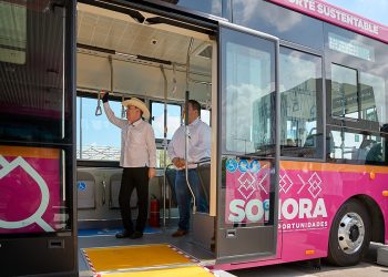 Gobernador Durazo moderniza transporte público de Hermosillo con nuevas unidades eléctricas
