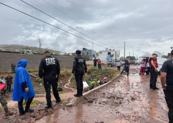 Despliega Gobernador Durazo operativo emergente para atención a familias de Guaymas y Empalme tras fuertes lluvias