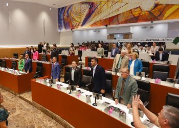 Analiza Congreso de Sonora iniciativas sobre protección laboral para personas con cáncer y continuidad educativa de estudiantes