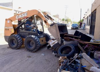 Realiza Ayuntamiento jornada de salud y descacharre en la colonia Solidaridad