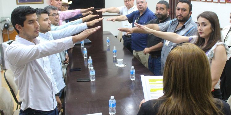 Instalan y toman protesta a integrantes del Consejo Municipal de Ordenamiento Territorial y Desarrollo Urbano de Guaymas 2021-2024