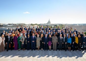 Junto a 500 líderes mundiales, Toño Astiazarán analiza temas de innovación en ciudades