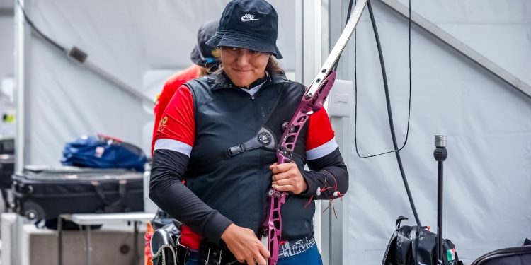 Alejandra Valencia va a semifinales en individual e irá por bronce en mixto