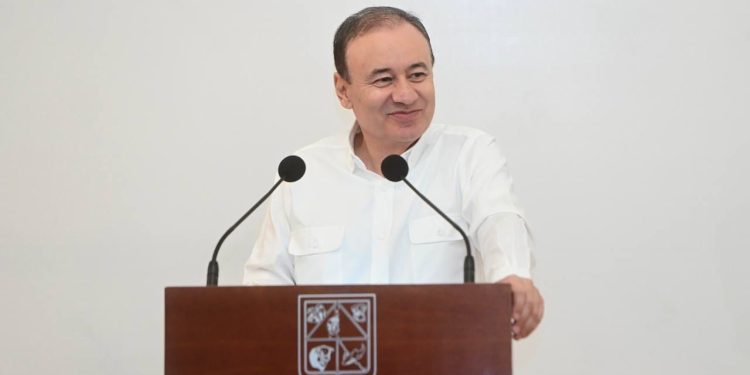 Más becas para jóvenes estudiantes en el  2024: Alfonso Durazo