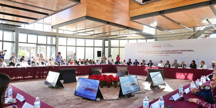 Mejoramos desarrollo urbano de los municipios durante los próximos 20 años: Alfonso Durazo