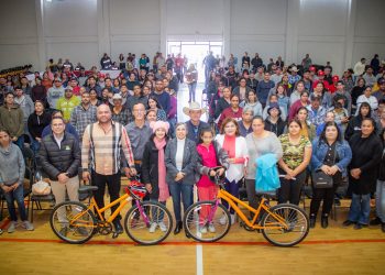 Población de la sierra recibe respaldo del Gobierno de Sonora con 1.7 mdp en programas sociales