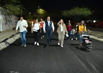 Supervisa Toño Astiazarán rehabilitación de bulevar en Villa Verde