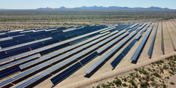Inaugura Gobernador Durazo Parque Solar Akin y supervisa trabajos de planta de licuefacción de gas en Puerto Libertad