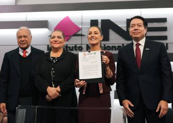 Claudia Sheinbaum se registra ante el INE como candidata a la Presidencia de México