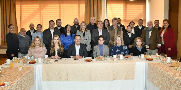 Unen esfuerzos Toño Astiazarán y prestadores de servicios turísticos para mantener a Hermosillo más seguro y atractivo