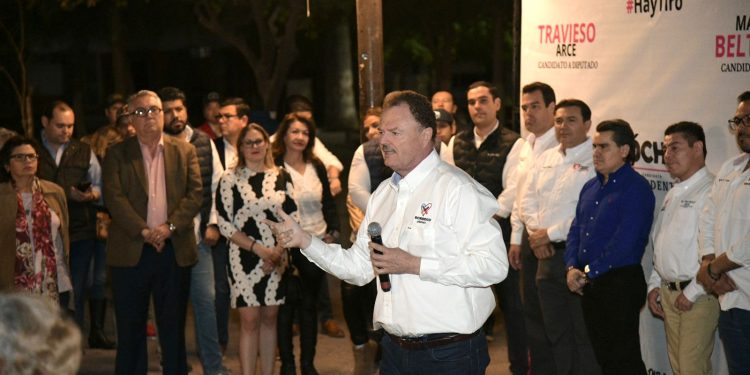 Arranca “El Borrego” Gándara su campaña a Diputado Federal desde la Plaza Zaragoza