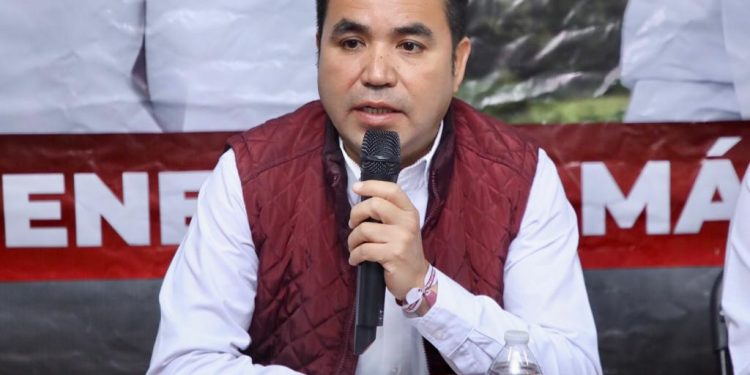 𝐘𝐚 𝐧𝐨 𝐡𝐚𝐛𝐫𝐚́ 𝐩𝐨𝐥𝐢́𝐭𝐢𝐜𝐚𝐬 𝐩𝐚𝐫𝐚 𝐛𝐞𝐧𝐞𝐟𝐢𝐜𝐢𝐚𝐫 𝐚 𝐮𝐧𝐨𝐬 𝐜𝐮𝐚𝐧𝐭𝐨𝐬: 𝐀𝐠𝐮𝐢𝐥𝐚𝐫 𝐂𝐚𝐬𝐭𝐢𝐥𝐥𝐨