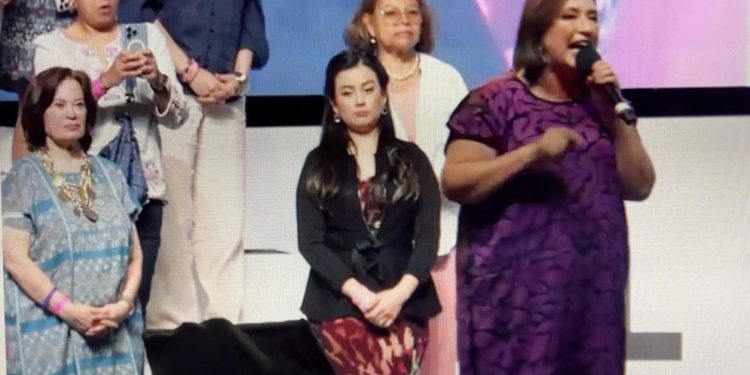 Reta Xóchitl Gálvez a AMLO hacer públicas pérdidas millonarias y contaminación de Pemex