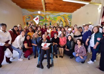 Pensión para adultos mayores, es un acto de justicia: Lorenia Valles