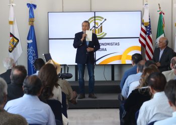 Impulsaremos  que las ciudades  fronterizas reciban un porcentaje de importaciones: Beltrones