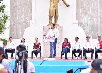 𝐋𝐚𝐬 𝐩𝐨𝐥𝐢́𝐭𝐢𝐜𝐚𝐬 𝐧𝐞𝐨𝐥𝐢𝐛𝐞𝐫𝐚𝐥𝐞𝐬 𝐚𝐜𝐚𝐛𝐚𝐫𝐨𝐧 𝐜𝐨𝐧 𝐥𝐚 𝐯𝐨𝐜𝐚𝐜𝐢𝐨́𝐧 𝐩𝐫𝐨𝐝𝐮𝐜𝐭𝐢𝐯𝐚 𝐝𝐞 𝐆𝐮𝐚𝐲𝐦𝐚𝐬-𝐄𝐦𝐩𝐚𝐥𝐦𝐞: 𝐀𝐠𝐮𝐢𝐥𝐚𝐫 𝐂𝐚𝐬𝐭𝐢𝐥𝐥𝐨