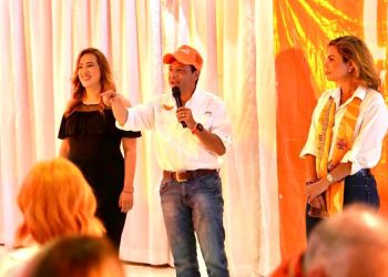 Es hora de exponer públicamente el patrimonio de todos los políticos que aspiran a un cargo: El Pato De Lucas