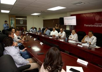 Gobernador da seguimiento a proyecto de construcción de Hospital de Zona IMSS Bienestar en SLRC