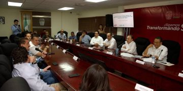 Gobernador da seguimiento a proyecto de construcción de Hospital de Zona IMSS Bienestar en SLRC