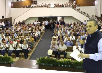 UCAY se pronuncia a favor de Beltrones para el Senado.