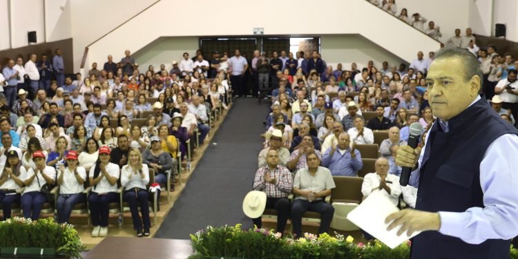 UCAY se pronuncia a favor de Beltrones para el Senado.