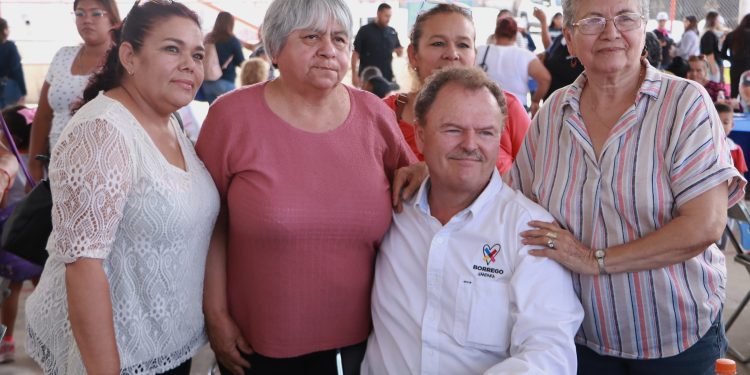 Las mujeres de la colonia El Mariachi están con “El Borrego” Gándara