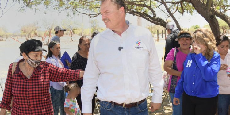 Que no te engañen: con nosotros, las becas del Gobierno permanecen y se mejoran, aclara “El Borrego” Gándara