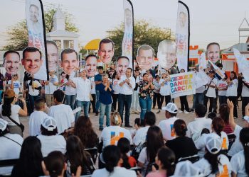 Crecer más es mejorar parejo en todo el municipio: Toño Astiazarán