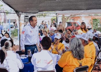 Crecer parejo es mejorar cada colonia: Toño Astiazarán