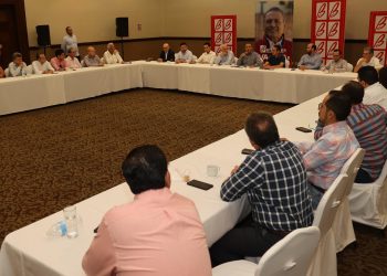 Pide Manlio  a votar por un sistema político, que impida los abusos de poder contra la democracia y la libertad