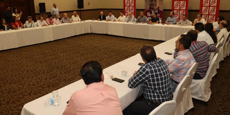 Pide Manlio  a votar por un sistema político, que impida los abusos de poder contra la democracia y la libertad