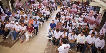 Con los gobiernos corruptos, el dinero de las becas iba a parar a paraísos fiscales: Aguilar Castillo