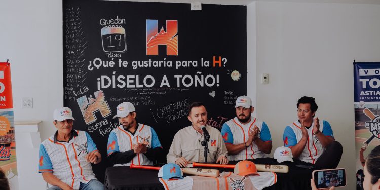 Invitan célebres beisbolistas al Juego de Leyendas con Toño Astiazarán